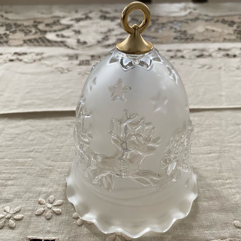 Mikasa Christmas Classics Crystal Bell Sleigh Reindeer